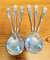 6 sterling silver soup spoons in the Georgian