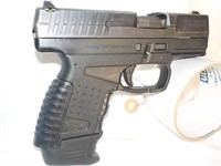 Walter PPS/ 9mm x 19, pistol.. ma compliant.