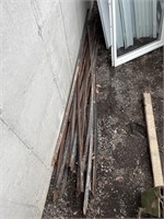 Approx 22 fence posts- various sizes