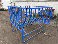 Blue Hay Feeder