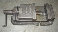 Machinist vise. Measures 6.5".