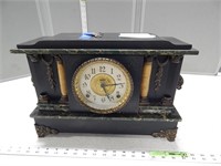 Ingraham clock; with key; works per seller