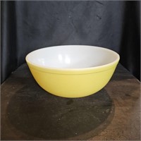 Pyrex Primary Yellow Mixing Bowl 404