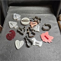 Vtg Cookie Cutters & More