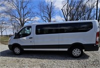 2017 WHITE FORD TRANSIT  350 XLT. WITH SEATING