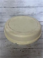 Tupperwear container