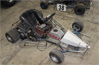 RACING GO KART VERY FAST RUNS