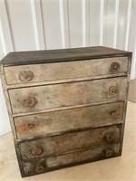 Primitive small Chest of Drawers