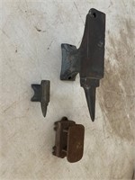 Small Anvils 8.5"x4" Largest