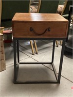 1-drawer table 14x16x2