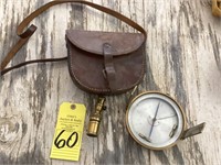 VINTAGE W &LE GURLEY COMPASS WITH SIGHT VEINS