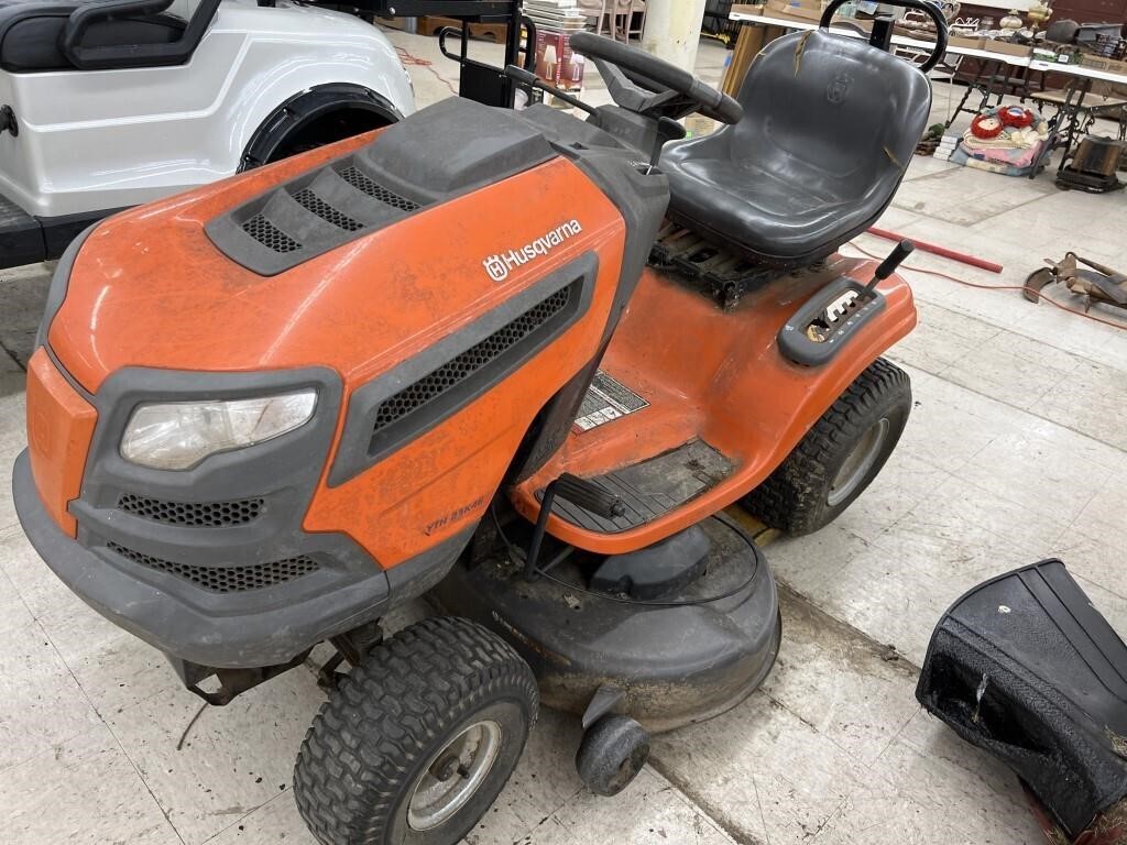 Husqvarna YTH21K46 Mower (condition unknown)