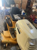 Cub Cadet lawn mower 25 HP Kohler engine (working)