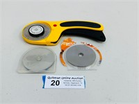 Handheld Rotary Cutter w/Blades