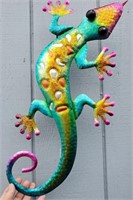 NEW * 21 3/4" METAL GECKO COLORFUL!