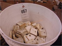 BUCKET OF 1/2 SPACERS FOR CRATES