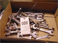 OPEN BOX END WRENCHES IN BOX