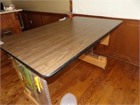 sewing and cutting table