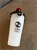 Clear double shaker