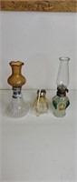 SMALL VINTAGE OIL LAMPS