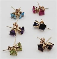 (SN) 1Okt Yellow Gold Pierced Earrings with Pink