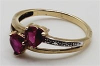 (SN) 1Okt Yellow Gold Ruby and Moissanite Ring