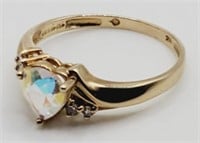 (SN) 1Okt Yellow Gold Iridescent Spinel Ring