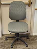 Adjustable Green Pattern Office Chair