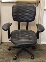 Adjustable Black Pattern Office Chair