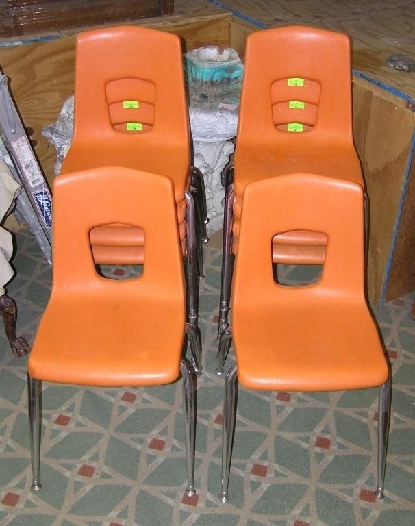 Group of 10 midcentury modern style chairs