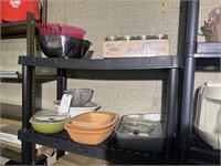 COOKWARE MISCELLANEOUS ON TWO SHELVES