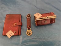 AGNER KEYCHAIN AND CHANGE PURSE