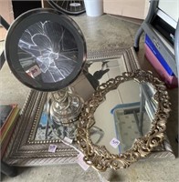 WALL MIRRORS AND MAGNIFING VANITY MIRROR