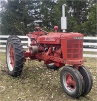 1945 IH McCormick Farmall Row Crop Tractor. 2.5L 4