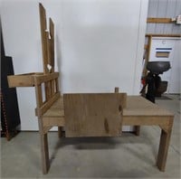Wood Goat Milking Stand