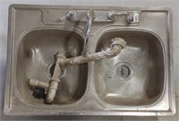 FHP Stainless Steel Double Sink, 33" x 22" x 7"