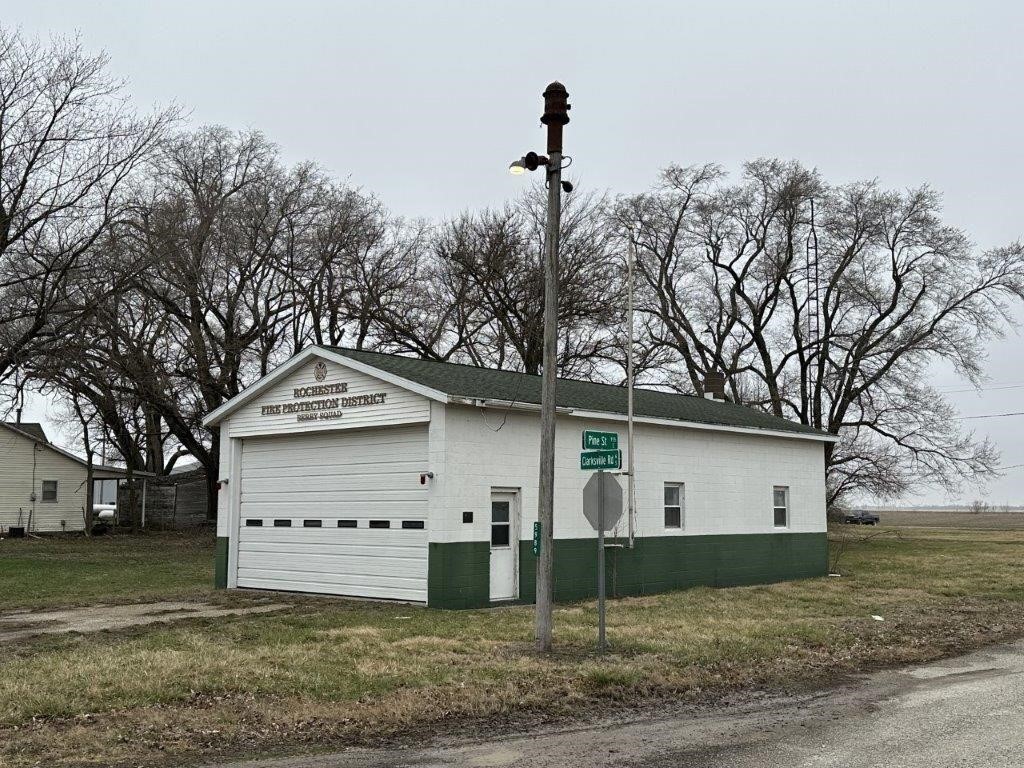 Former Firehouse 5969 Pine St, Rochester, Il