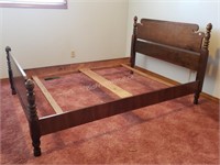 VINTAGE DOUBLE BED