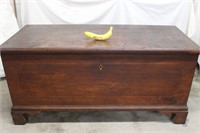 Antique Dovetail Solid Wood Blanket Chest