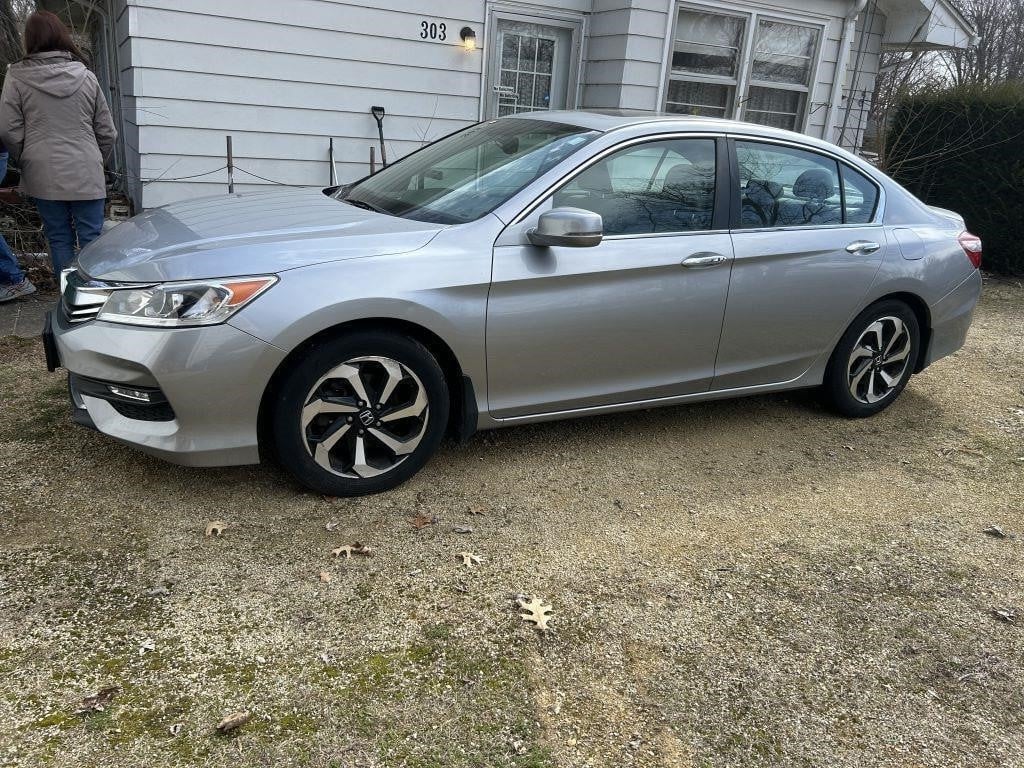 2017 HONDA ACCORD EX-L 4/DOOR SEDAN