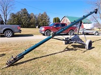 Allied 27' Auger, 6" flighting, and Plastic boot