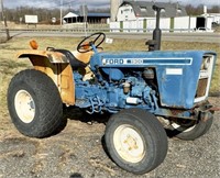 1981 Ford F1900 compact utility  tractor 4x4 MFWD