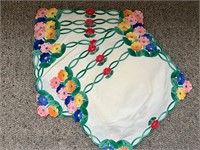 Appliqued Flower Vintage Placemats
