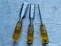 3ct Stanley Wood Chisels 1-1/4", 1" & 3/16"