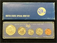 1967 US Special Mint Set in Plastic Holder w/ Box