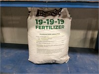 The Anderson 19-19-19 fertilizer