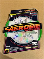 NEW Aerobie skylighter 12 led frisbee disc