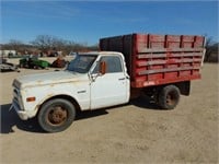 1969 Chevy C30 truck, 52,682 Act miles showing,