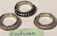 Q - LOT OF 3 COSTUME JEWELRY RINGS (31)