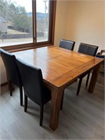 Solid Oak Expandable Dining Table & (4) Chairs